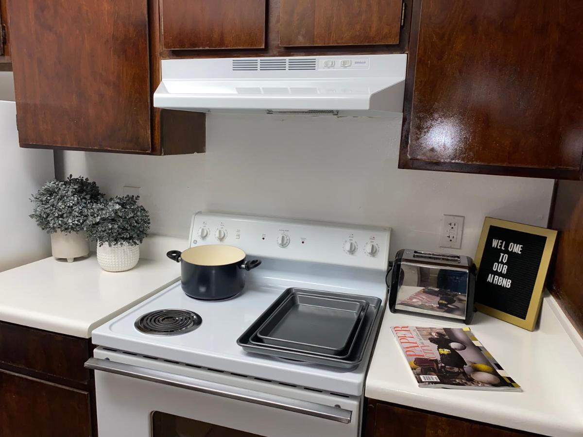 Chic Boho Cottage -Self Check In, Fully Furnished, & Free Parking Houston Eksteriør bilde